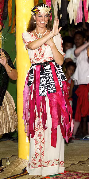 Trang phục dự hội ở Tuvalu Trang phục dự hội ở Tuvalu