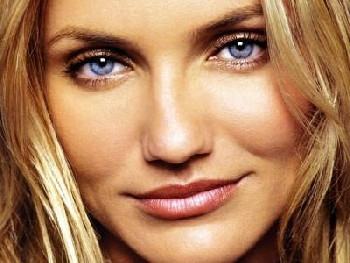 Cameron Diaz có đôi mắt xanh sáng khiến cô ấy trông thật tuyệt! Cameron Diaz có đôi mắt xanh sáng khiến cô ấy trông thật tuyệt!