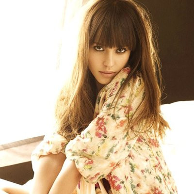 Thiên thần bóng tối Jessica Alba không chỉ sỡ hữu khuôn mặt xinh đẹp mà còn có 1 đôi mắt ánh lên sự thân thiện, gần gũi! Thiên thần bóng tối Jessica Alba không chỉ sỡ hữu khuôn mặt xinh đẹp mà còn có 1 đôi mắt ánh lên sự thân thiện, gần gũi!