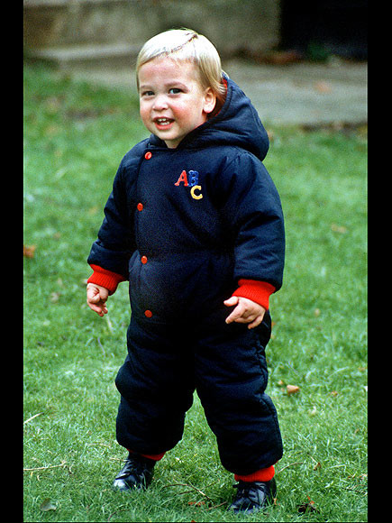 Nụ cười thông minh của cậu bé 2 tuổi Nụ cười thông minh của cậu bé 2 tuổi