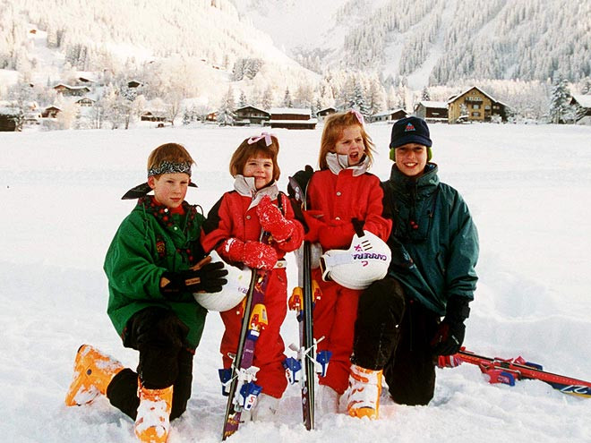 William rất ra dáng là một người anh cả William rất ra dáng là một người anh cả