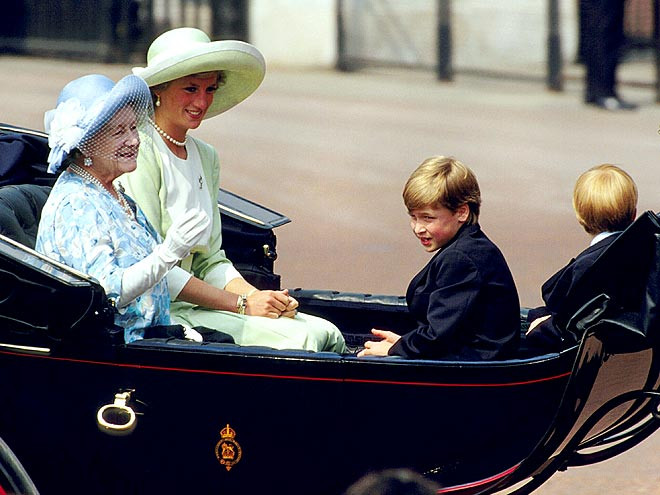 2 anh em cùng bà và mẹ 2 anh em cùng bà và mẹ