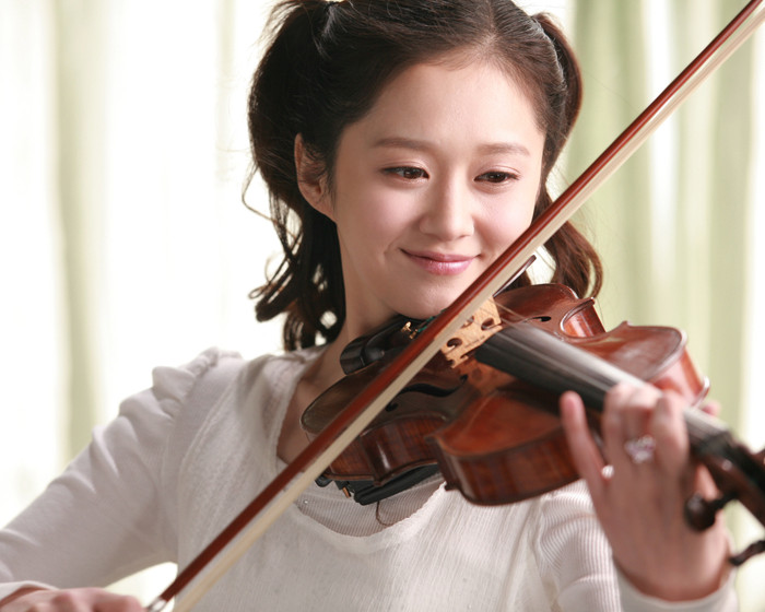 Jang Na Ra sinh ngày 18/3/1981, là diễn viên kiêm ca sĩ nổi tiếng của Hàn Quốc Jang Na Ra sinh ngày 18/3/1981, là diễn viên kiêm ca sĩ nổi tiếng của Hàn Quốc