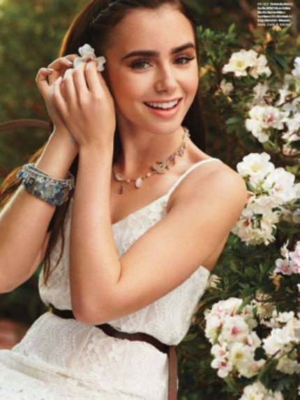 Xinh đẹp như một bông hoa trong khu vườn cổ tích Xinh đẹp như một bông hoa trong khu vườn cổ tích