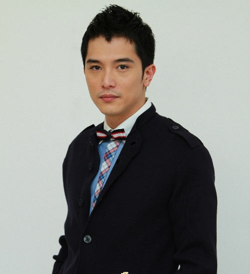 Vẻ mặt đôi khi mang nét đượm buồn của mỹ nam số 1 Hoa ngữ