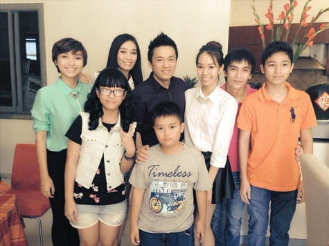 Lam Trường và người thân trong dịp đầu năm mới Lam Trường và người thân trong dịp đầu năm mới