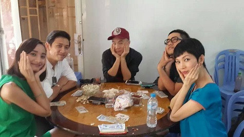 Vào mùng 2 Tết, Lê Thuý cùng người yêu có cuộc gặp gỡ với NTK Đỗ Mạnh Cường và Siêu mẫu Xuân Lan Vào mùng 2 Tết, Lê Thuý cùng người yêu có cuộc gặp gỡ với NTK Đỗ Mạnh Cường và Siêu mẫu Xuân Lan