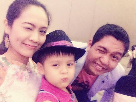 Gia đình Thanh Thúy - Đức Thịnh trong dịp năm mới Gia đình Thanh Thúy - Đức Thịnh trong dịp năm mới