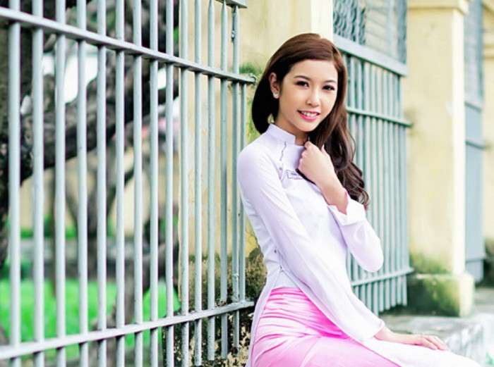 Chùm ảnh: Những tấm thiệp đầy ý nghĩa mừng ngày Nhà giáo Việt Nam Chùm ảnh: Báo tường độc đáo kỷ niệm ngày 20/11 Những hình ảnh xúc động về "lớp học tật nguyền" của bà lão 80 tuổi Những hình ảnh xúc động... "Mẹ hiền của chúng con" Chùm ảnh: Ước mơ của trẻ thơ qua tranh vẽ Chùm ảnh: "Phiêu" cùng xe tự chế độc nhất vô nhị của học trò vùng cao Những bức ảnh đen trắng quý hiếm về học sinh thời chiến >>Phát sốt vì 4 nữ giáo viên xinh đẹp Chùm ảnh: Những tấm thiệp đầy ý nghĩa mừng ngày Nhà giáo Việt Nam Chùm ảnh: Báo tường độc đáo kỷ niệm ngày 20/11 Những hình ảnh xúc động về "lớp học tật nguyền" của bà lão 80 tuổi Những hình ảnh xúc động... "Mẹ hiền của chúng con" Chùm ảnh: Ước mơ của trẻ thơ qua tranh vẽ Chùm ảnh: "Phiêu" cùng xe tự chế độc nhất vô nhị của học trò vùng cao Những bức ảnh đen trắng quý hiếm về học sinh thời chiến >>Phát sốt vì 4 nữ giáo viên xinh đẹp