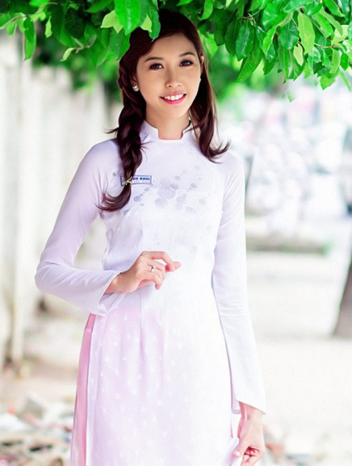 Dù bây giờ Thúy Vân đã trở thành sinh viên của Trường Cao đẳng Nghệ thuật TPHCM và là người mẫu nổi tiếng Sài Gòn nhưng cô gái xinh đẹp này vẫn luôn mang theo bên mình những kỷ niệm đáng yêu của tuổi học trò hồn nhiên trong sáng. Chùm ảnh: Những tấm thiệp đầy ý nghĩa mừng ngày Nhà giáo Việt Nam Chùm ảnh: Báo tường độc đáo kỷ niệm ngày 20/11 Những hình ảnh xúc động về "lớp học tật nguyền" của bà lão 80 tuổi Những hình ảnh xúc động... "Mẹ hiền của chúng con" Chùm ảnh: "Phiêu" cùng xe tự chế độc nhất vô nhị của học trò vùng cao Những bức ảnh đen trắng quý hiếm về học sinh thời chiến >>Phát sốt vì 4 nữ giáo viên xinh đẹp Dù bây giờ Thúy Vân đã trở thành sinh viên của Trường Cao đẳng Nghệ thuật TPHCM và là người mẫu nổi tiếng Sài Gòn nhưng cô gái xinh đẹp này vẫn luôn mang theo bên mình những kỷ niệm đáng yêu của tuổi học trò hồn nhiên trong sáng. Chùm ảnh: Những tấm thiệp đầy ý nghĩa mừng ngày Nhà giáo Việt Nam Chùm ảnh: Báo tường độc đáo kỷ niệm ngày 20/11 Những hình ảnh xúc động về "lớp học tật nguyền" của bà lão 80 tuổi Những hình ảnh xúc động... "Mẹ hiền của chúng con" Chùm ảnh: "Phiêu" cùng xe tự chế độc nhất vô nhị của học trò vùng cao Những bức ảnh đen trắng quý hiếm về học sinh thời chiến >>Phát sốt vì 4 nữ giáo viên xinh đẹp