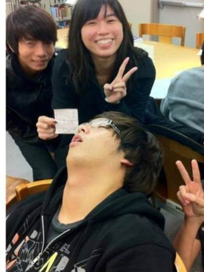 >>Những hotgirl xinh đẹp làm điên đảo cư dân mạng Những nữ sinh đẹp mê hồn giữa đầm sen >>Phát sốt vì vẻ đẹp baby của cô giáo tương lai >>So độ siêu kute của những nữ sinh đình đám nhất Thủ đô >>Phát sốt vì 4 nữ giáo viên xinh đẹp >>Cư dân mạng "điên đảo" vì nhan sắc nữ sinh Trương Tân Uyển >>Hoa khôi ĐH Thương Mại 2012 duyên dáng áo dài >>Những hotgirl xinh đẹp làm điên đảo cư dân mạng Những nữ sinh đẹp mê hồn giữa đầm sen >>Phát sốt vì vẻ đẹp baby của cô giáo tương lai >>So độ siêu kute của những nữ sinh đình đám nhất Thủ đô >>Phát sốt vì 4 nữ giáo viên xinh đẹp >>Cư dân mạng "điên đảo" vì nhan sắc nữ sinh Trương Tân Uyển >>Hoa khôi ĐH Thương Mại 2012 duyên dáng áo dài