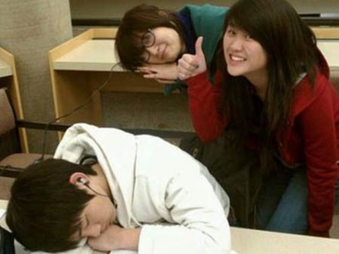 >>Những hotgirl xinh đẹp làm điên đảo cư dân mạng Những nữ sinh đẹp mê hồn giữa đầm sen >>Phát sốt vì vẻ đẹp baby của cô giáo tương lai >>So độ siêu kute của những nữ sinh đình đám nhất Thủ đô >>Phát sốt vì 4 nữ giáo viên xinh đẹp >>Cư dân mạng "điên đảo" vì nhan sắc nữ sinh Trương Tân Uyển >>Hoa khôi ĐH Thương Mại 2012 duyên dáng áo dài >>Những hotgirl xinh đẹp làm điên đảo cư dân mạng Những nữ sinh đẹp mê hồn giữa đầm sen >>Phát sốt vì vẻ đẹp baby của cô giáo tương lai >>So độ siêu kute của những nữ sinh đình đám nhất Thủ đô >>Phát sốt vì 4 nữ giáo viên xinh đẹp >>Cư dân mạng "điên đảo" vì nhan sắc nữ sinh Trương Tân Uyển >>Hoa khôi ĐH Thương Mại 2012 duyên dáng áo dài