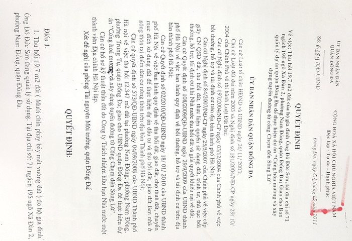 Có tên trong Giấy chứng nhận từ năm 2009 nhưng đến năm 2011, UBND quận Đống Đa lại ban hành quyết định thu hồi với cái tên &quot;lạ&quot;.