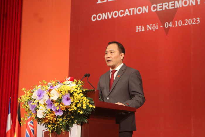 Phó giáo sư Lê Trung Thành - Hiệu trưởng Trường Đại học Kinh tế - Đại học Quốc gia Hà Nội