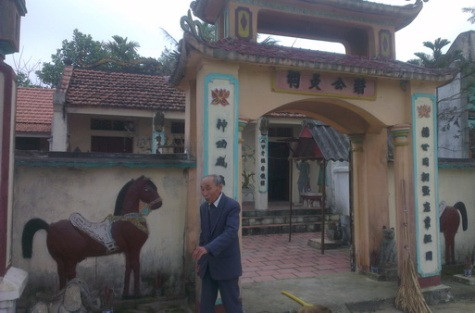 Chủ tịch tỉnh Thanh Hóa “lề mề” vụ di tích chưa chuẩn, thư ký bầu cử bị “nện” ảnh 5 Chủ tịch tỉnh Thanh Hóa “lề mề” vụ di tích chưa chuẩn, thư ký bầu cử bị “nện” ảnh 5
