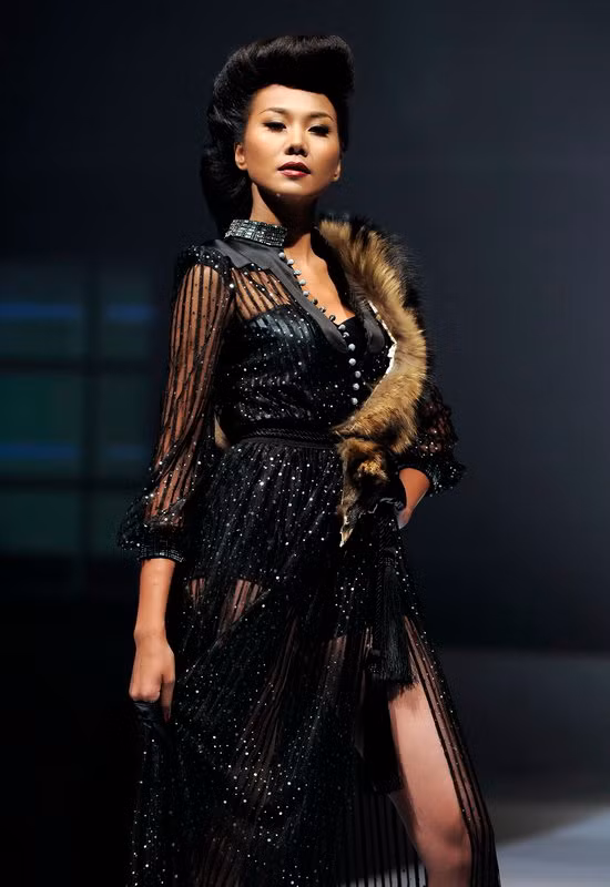 Lợi thế gương mặt khả ái, được Thanh Hằng tận dụng tối qua...