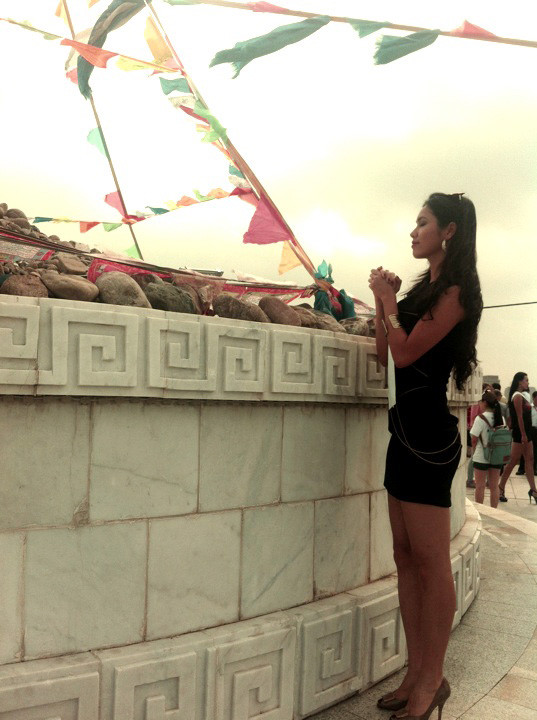 Công viên Mẹ Thành Cát Tư Hãn là nơi người dân Trung Quốc cho rằng rất linh thiêng, cầu được, ước thấy. Công viên Mẹ Thành Cát Tư Hãn là nơi người dân Trung Quốc cho rằng rất linh thiêng, cầu được, ước thấy.