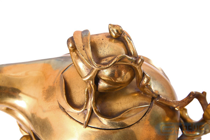 Và nhìn từ trên xuống…