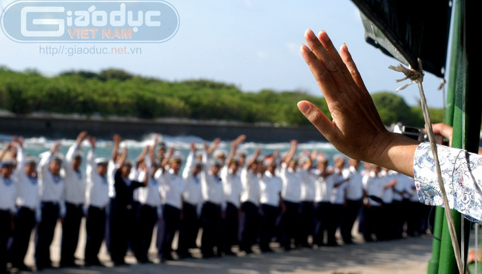 Bịn rịn những lần chia tay Bịn rịn những lần chia tay