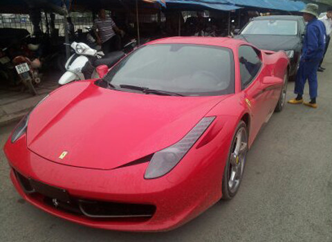 Ferrari 458 Italia. Ferrari 458 Italia.