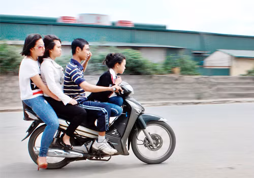 Chụp trên đường Nguyễn Khoái - Hà Nội. Ảnh: Hoàng Anh Dũng.