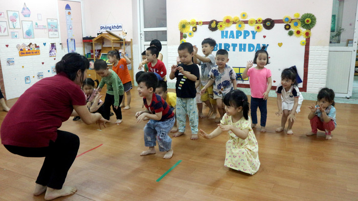 Học sinh hào hứng trong các giờ học. Học sinh hào hứng trong các giờ học.