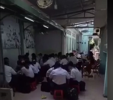 Hình ảnh lớp học được phụ huynh chia sẻ. Ảnh cắt từ clip Hình ảnh lớp học được phụ huynh chia sẻ. Ảnh cắt từ clip