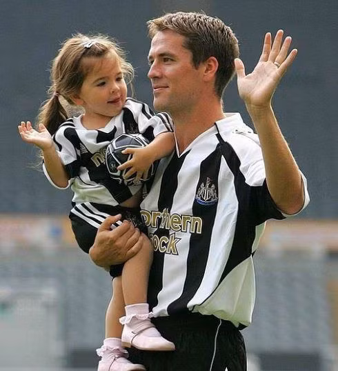 Michael Owen và cô con gái xinh xắn