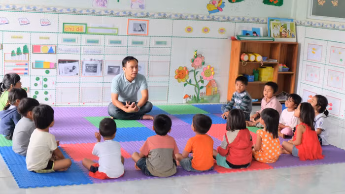 Lớp học của thầy giáo Phạm Văn Thụn. Ảnh: LC Lớp học của thầy giáo Phạm Văn Thụn. Ảnh: LC