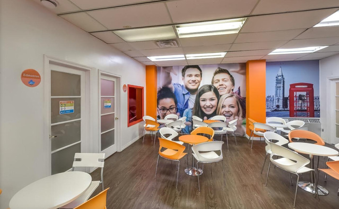 Để bắt đầu cuộc sống ở Canada, nếu chưa tự tin về khả năng ngôn ngữ của mình, các du học sinh thường chọn một trong những trường ngôn ngữ nổi tiếng tại Montreal là Trường BLI. Để bắt đầu cuộc sống ở Canada, nếu chưa tự tin về khả năng ngôn ngữ của mình, các du học sinh thường chọn một trong những trường ngôn ngữ nổi tiếng tại Montreal là Trường BLI.