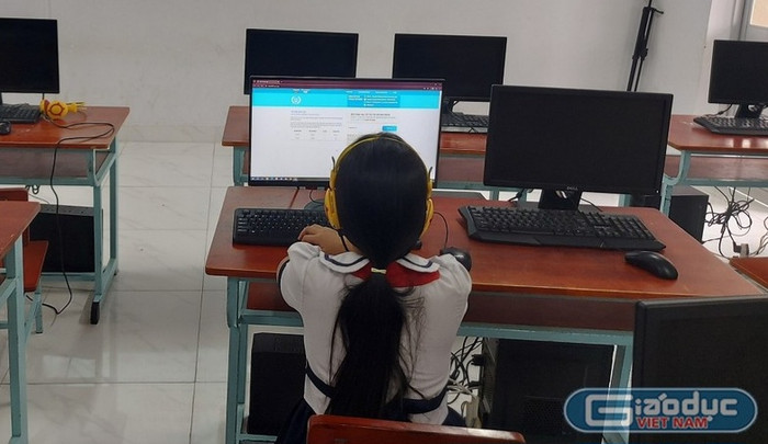 Học sinh tham gia một cuộc thi trực tuyến. gdvn-thi-ioe-1806-1.jpg