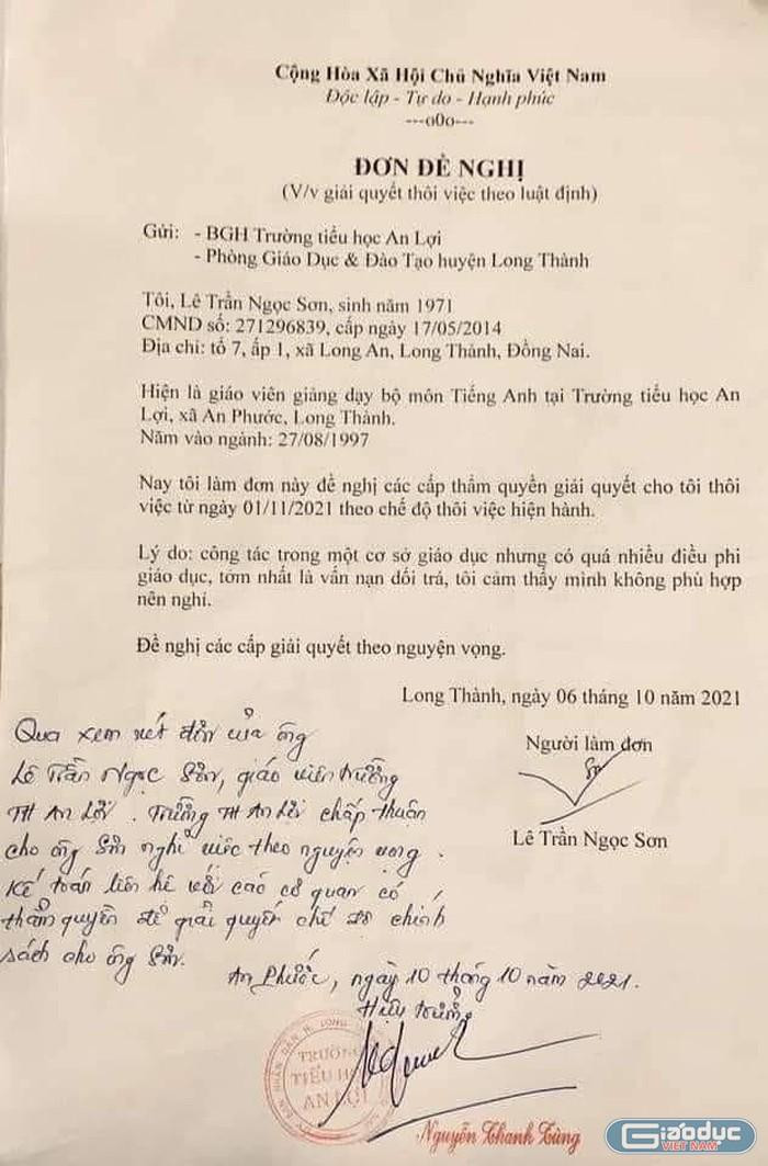 Đơn của thầy Lê Trần Ngọc Sơn viết hôm 6/10 (Ảnh: P.L) Đơn của thầy Lê Trần Ngọc Sơn viết hôm 6/10 (Ảnh: P.L)