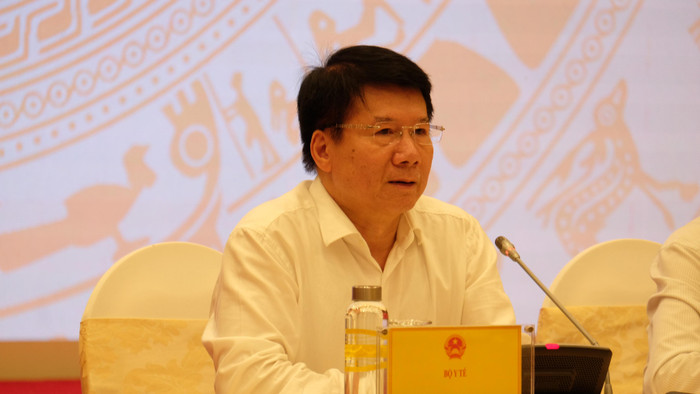 Thứ trưởng Trương Quốc Cường thông tin tại buổi họp báo. Ảnh: LC