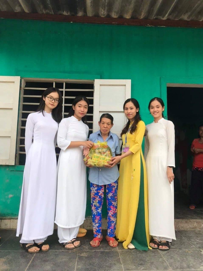 Hoạt động lan tỏa yêu thương. Ảnh: Đoàn trường Đông Hà Hoạt động lan tỏa yêu thương. Ảnh: Đoàn trường Đông Hà