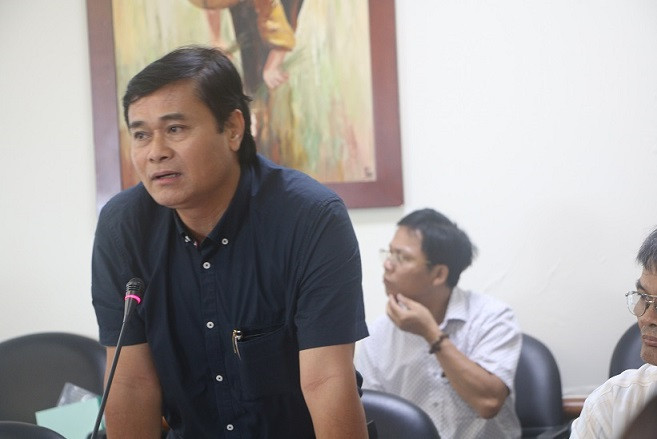 TS. Phan Ngọc Sơn - Hiệu trưởng trường Đại học Công nghệ Đồng Nai phát biểu ý kiến tại hội thảo. TS. Phan Ngọc Sơn - Hiệu trưởng trường Đại học Công nghệ Đồng Nai phát biểu ý kiến tại hội thảo.