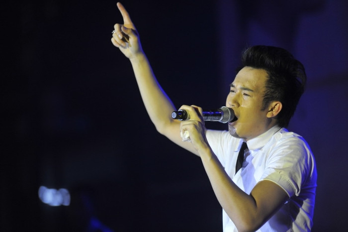 Đây là liveshow phục vụ giới công nhân, sinh viên thứ 2 của Dương Triệu Vũ, sau liveshow rất thành công tại khu công nghiệp Pouchen, TP.HCM.