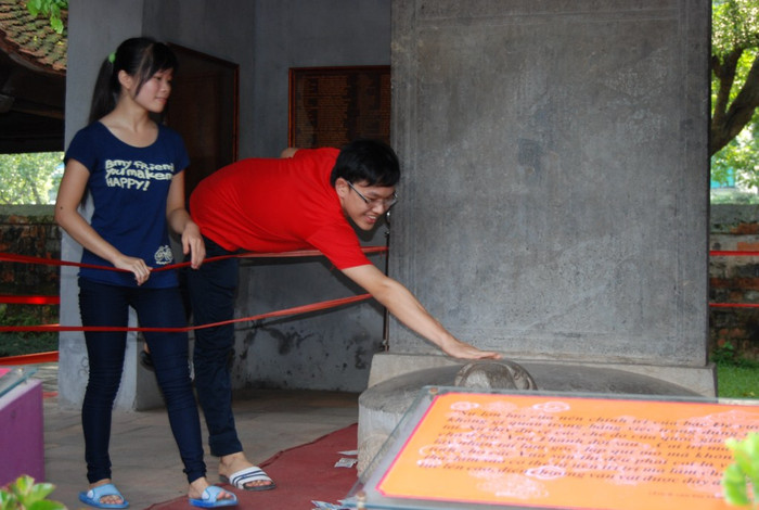 ĐÁP ÁN THI CAO ĐẲNG 2012 CỦA BỘ GIÁO DỤC: ĐÁP ÁN TIẾNG ANH KHỐI A1, D HỆ CAO ĐẲNG 2012 - ĐÁP ÁN MÔN VẬT LÍ KHỐI A, A1 HỆ CAO ĐẲNG 2012 - ĐÁP ÁN MÔN HÓA KHỐI A, B - ĐÁP ÁN MÔN TOÁN KHỐI A, A1, B, D HỆ CAO ĐẲNG 2012 - ĐÁP ÁN MÔN VĂN KHỐI C, D HỆ CAO ĐẲNG 2012 - ĐÁP ÁN TIẾNG TRUNG, PHÁP, NGA HỆ CAO ĐẲNG 2012 ĐÁP ÁN THI CAO ĐẲNG 2012 CỦA BỘ GIÁO DỤC: ĐÁP ÁN TIẾNG ANH KHỐI A1, D HỆ CAO ĐẲNG 2012 - ĐÁP ÁN MÔN VẬT LÍ KHỐI A, A1 HỆ CAO ĐẲNG 2012 - ĐÁP ÁN MÔN HÓA KHỐI A, B - ĐÁP ÁN MÔN TOÁN KHỐI A, A1, B, D HỆ CAO ĐẲNG 2012 - ĐÁP ÁN MÔN VĂN KHỐI C, D HỆ CAO ĐẲNG 2012 - ĐÁP ÁN TIẾNG TRUNG, PHÁP, NGA HỆ CAO ĐẲNG 2012