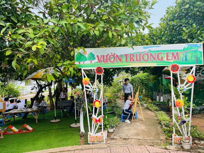 Ngôi trường đáng mơ ước với nhiều học sinh. Ảnh: Hữu Đức Ngôi trường đáng mơ ước với nhiều học sinh. Ảnh: Hữu Đức
