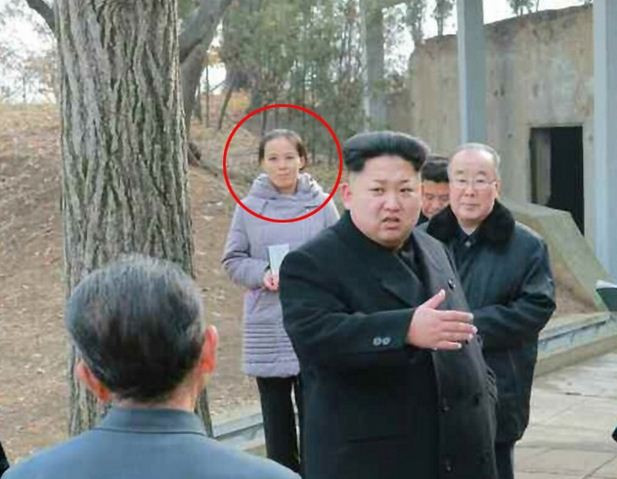 Kim Yeo-jong xuất hiện bên anh trai trong những lần công cán trước đó.