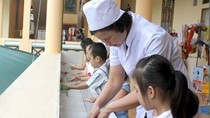 Cung ứng đủ thuốc phòng chống bệnh tay chân miệng ảnh 4 Cung ứng đủ thuốc phòng chống bệnh tay chân miệng ảnh 4