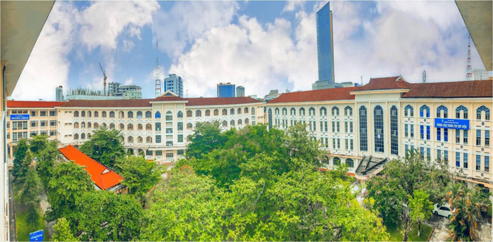 Trường trung học phổ thông chuyên Khoa học Huế. Ảnh: Fanpage nhà trường Trường trung học phổ thông chuyên Khoa học Huế. Ảnh: Fanpage nhà trường