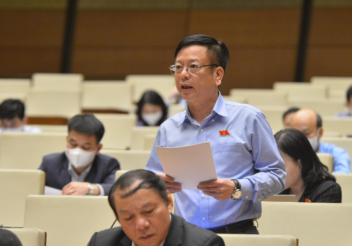 Đại biểu Quốc hội Nguyễn Trường Giang phát biểu thảo luận tại điểm cầu Hội trường Diên Hồng. Ảnh: N.Khánh Đại biểu Quốc hội Nguyễn Trường Giang phát biểu thảo luận tại điểm cầu Hội trường Diên Hồng. Ảnh: N.Khánh