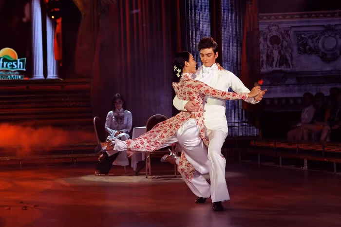 Đây là kết quả không ngoài dự đoán của khán giả, vì anh Thư phải “đối chọi” với hai đối thủ quá mạnh là Nam Thành và Minh Hằng.