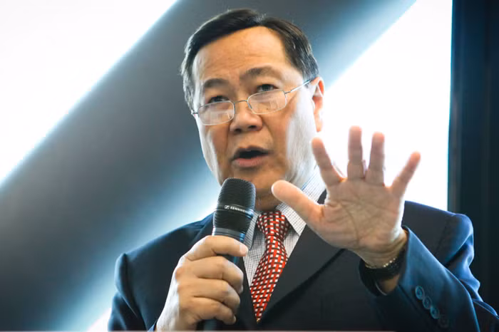 Thẩm phán Tòa án tối cao Antonio Carpio, ảnh: gcsp.ch. Thẩm phán Tòa án tối cao Antonio Carpio, ảnh: gcsp.ch.