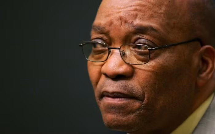 Lý tưởng và sự nghiệp của Nelson Mandela có được ANC kế thừa, phát triên hay phá hủy do chính bộ máy cầm quyền hiện nay của Tổng thống Zacob Zuma quyết định. Ảnh: The Telegraph / Reuters.