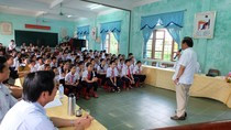 Học sinh trường Đakrông hứa sẽ tự học như Giáo sư Nguyễn Lân Dũng ảnh 2 Học sinh trường Đakrông hứa sẽ tự học như Giáo sư Nguyễn Lân Dũng ảnh 2