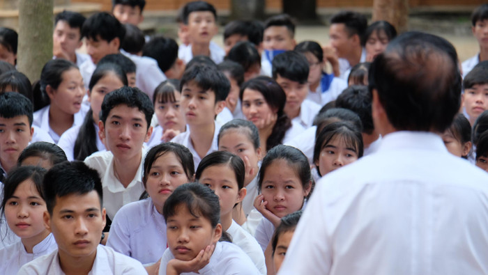 Giáo sư Nguyễn Lân Dũng đã dành nhiều thời gian nói về ước mơ và cách hiện thực hóa giấc mơ của người trẻ. (Ảnh: LC) Giáo sư Nguyễn Lân Dũng đã dành nhiều thời gian nói về ước mơ và cách hiện thực hóa giấc mơ của người trẻ. (Ảnh: LC)