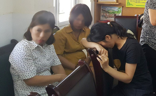 Đau đớn và tủi nhục, nghề giáo đã bị dư luận thiếu niềm tin đến như vậy sao? (Ảnh: Người lao động) Đau đớn và tủi nhục, nghề giáo đã bị dư luận thiếu niềm tin đến như vậy sao? (Ảnh: Người lao động)
