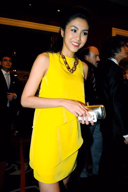 Màu vàng cũng rất hợp với Tăng Thanh Hà
