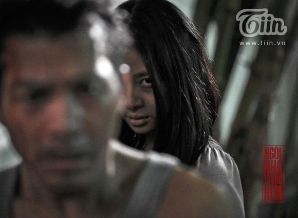 Vẻ "ghê rợn" của Ngô Thanh Vân trong phim Ngôi nhà trong hẻm